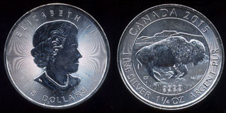 2015 Canada 8 Dollar Buffalo 1 1/4 oz. .999 Fine Silver