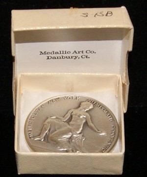 1976 Metropolitan New York Numismatic Convention Silver Medal w/ Nude