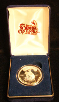 1988 Wyoming state seal commemorative w/ box Art Round