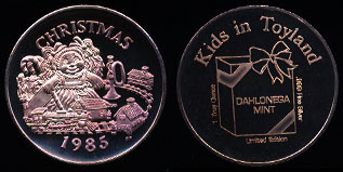 1985 Christmas Kids in Toyland Dahlonega Mint Silver Art Round